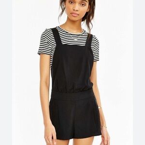 Alice & UO Black Romper Sz-6